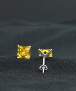 Sterling Silver Stud MJE40