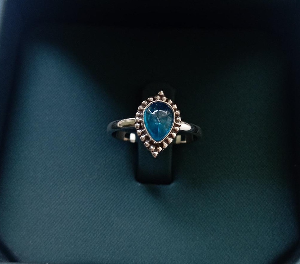 Sterling Silver Ring R282