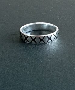 Sterling Silver Ring R302