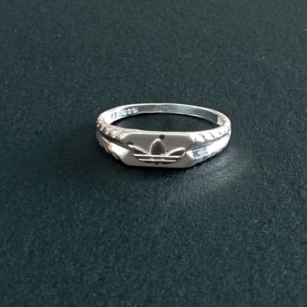 Sterling Silver Ring R309