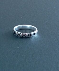 Sterling Silver Ring R328
