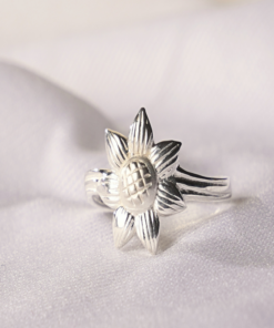 Sterling Silver Ring R352